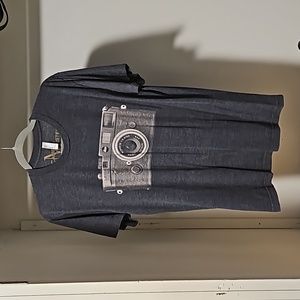 Cool Vintage Leica Camera Shirt Gray Black Medium